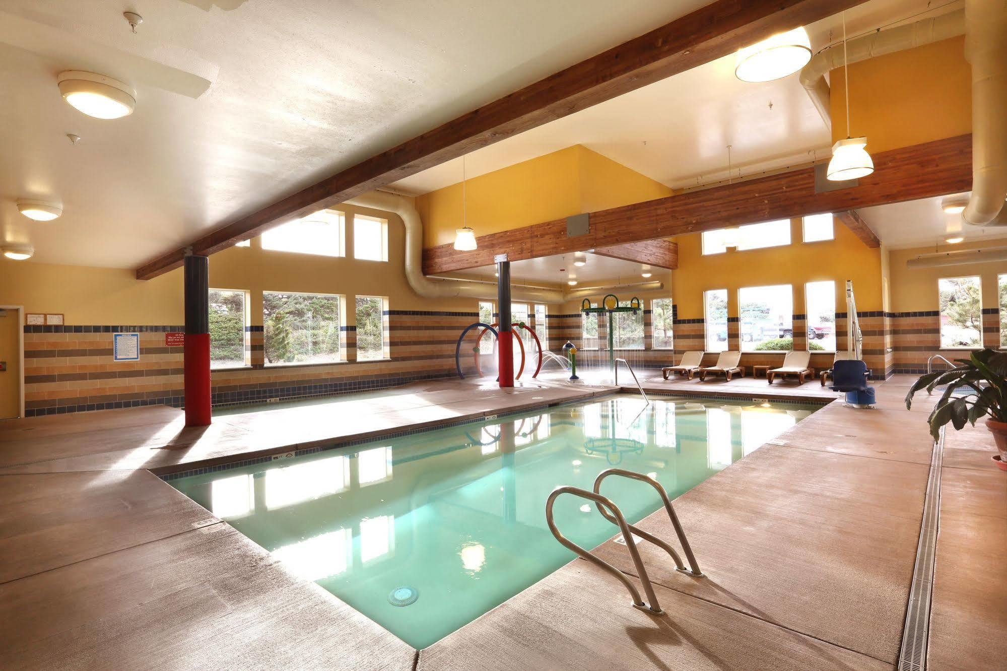 Driftwood Shores Resort Флоренс Екстер'єр фото
